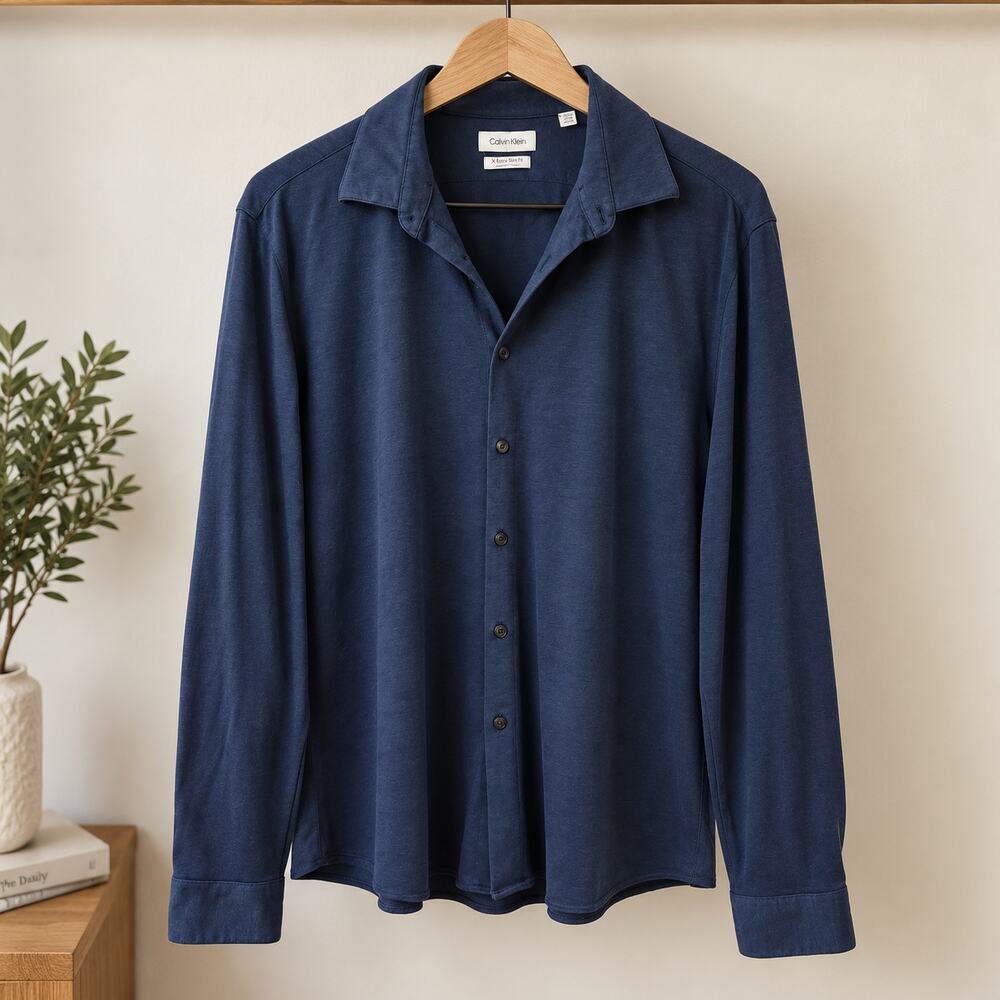 Calvin Klein Sz XL Slim Fit Wicking Stretch Blue Shirt Long Sleeve Button-Up